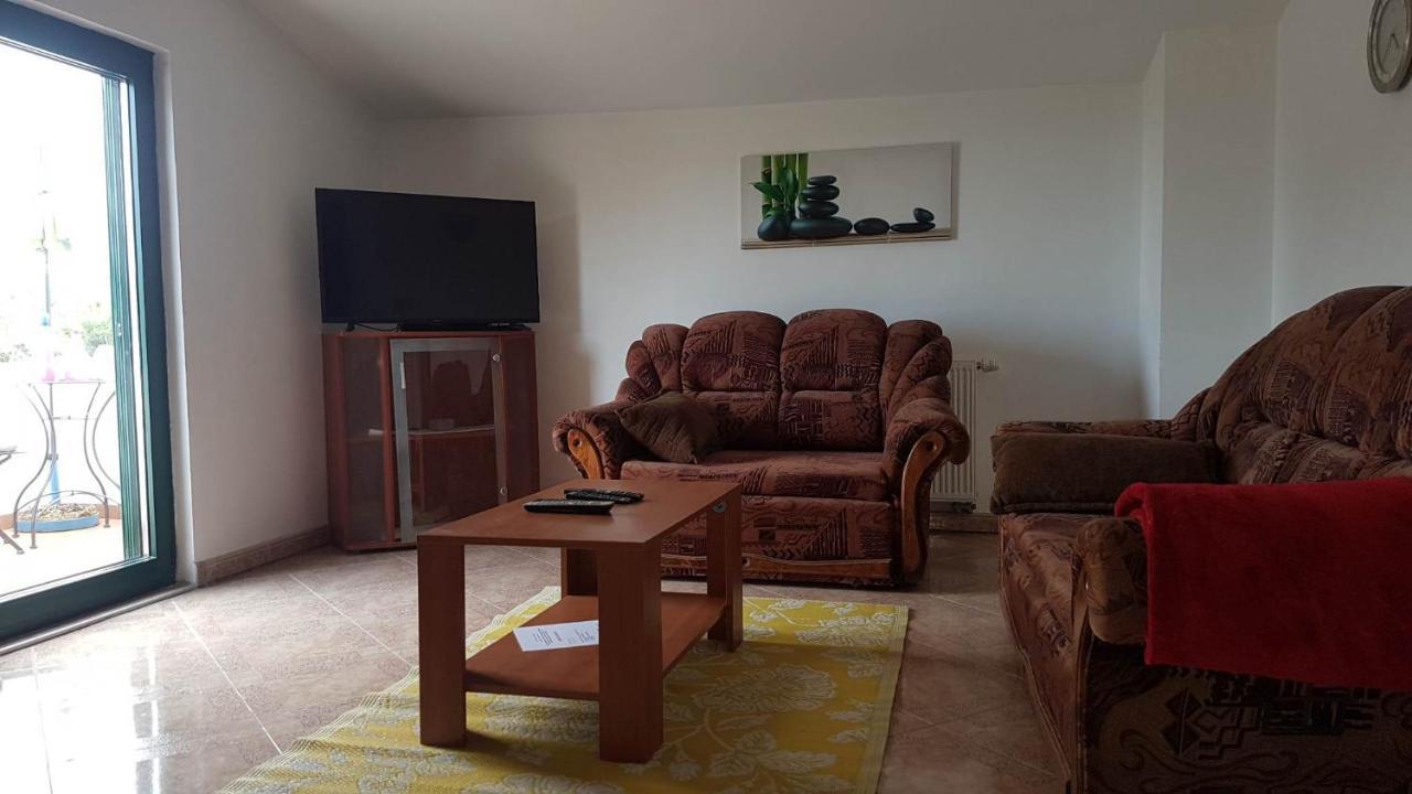 Apartments Nena 3* Ližnjan 외부 사진